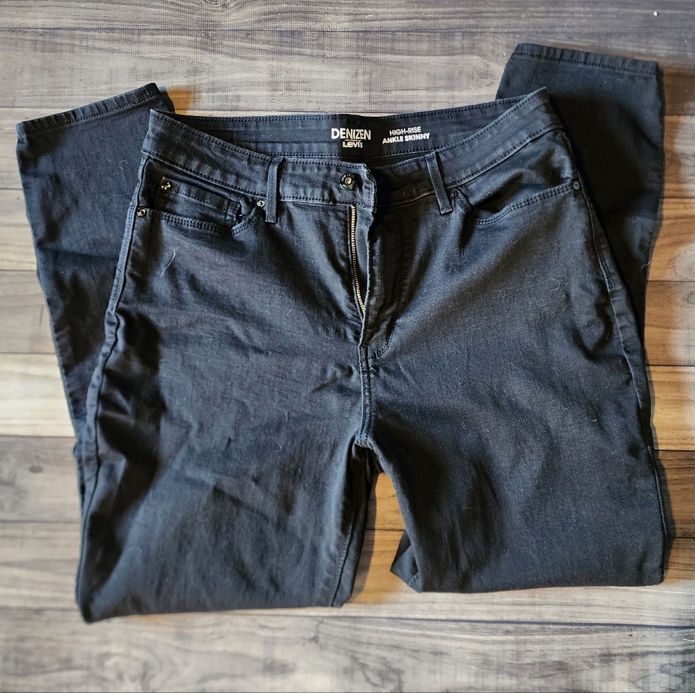 Denizen Levis Black Jeans 32x34 (14L)